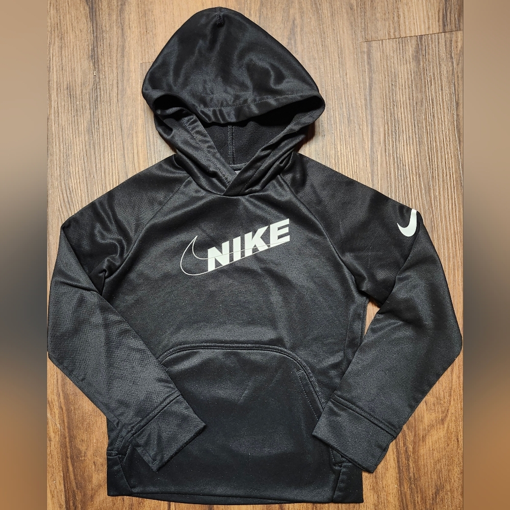 Boys/Unisex XS Black Nike Therma Fit Hoodie, Worn Once or Twice, Flawless